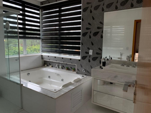 Imagem Casa com 3 Quartos à Venda, 300 m² em Jardim Do Golf I - Jandira Imagem Casa com 3 Quartos à Venda, 300 m² em Jardim Do Golf I - Jandira