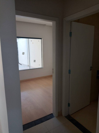 Imagem Casa com 3 Quartos à Venda, 150 m² em Conjunto Novo Centauro - Arapongas Imagem Casa com 3 Quartos à Venda, 150 m² em Conjunto Novo Centauro - Arapongas