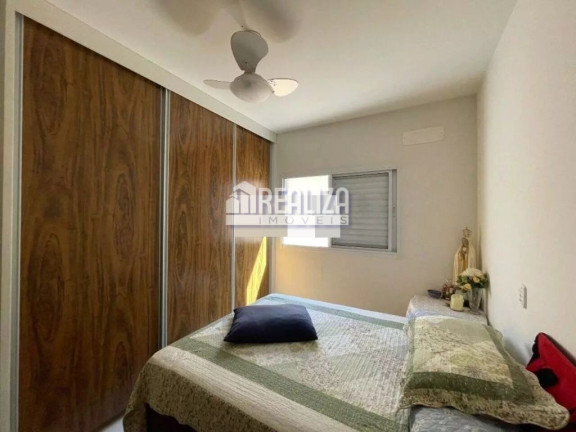 Imagem Casa de Condomínio com 3 Quartos à Venda, 220 m² em Beija-flor Ii - Uberaba Imagem Casa de Condomínio com 3 Quartos à Venda, 220 m² em Beija-flor Ii - Uberaba