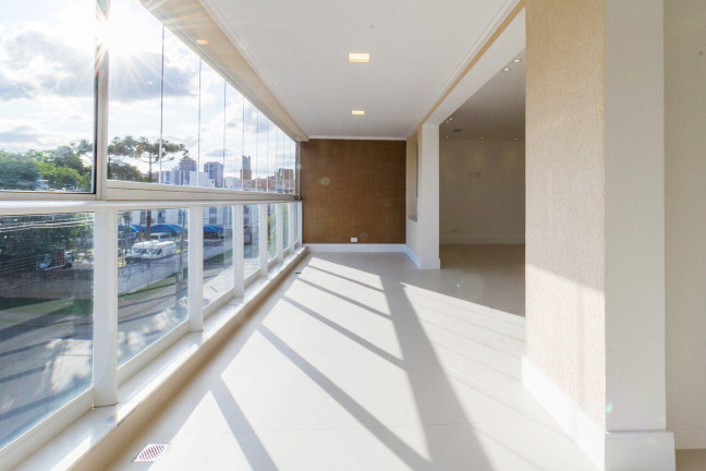 Imagem Apartamento com 4 Quartos à Venda, 189 m² em água Verde - Curitiba