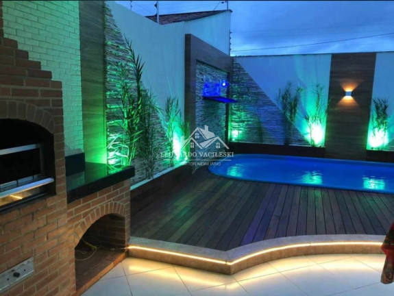 Casa com 3 Quartos à Venda, 300 m² em Colina De Laranjeiras - Serra