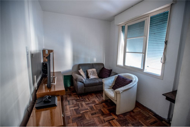 Imagem Imóvel com 2 Quartos à Venda, em Passo Da Areia - Porto Alegre Imagem Imóvel com 2 Quartos à Venda, em Passo Da Areia - Porto Alegre
