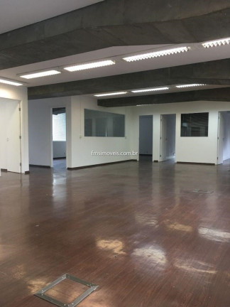 Imagem Imóvel à Venda, 212 m² em Itaim Bibi - São Paulo Imagem Imóvel à Venda, 212 m² em Itaim Bibi - São Paulo