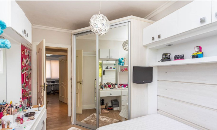 Imagem Cobertura com 3 Quartos à Venda, 252 m² em Jardim Itu - Porto Alegre