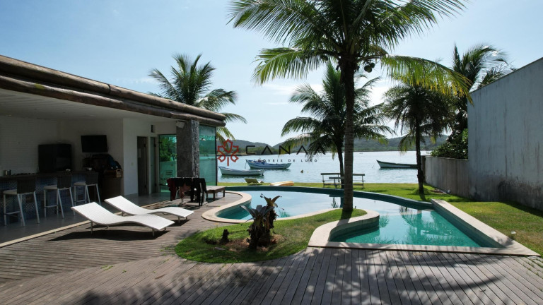 Casa de Condomínio com 4 Quartos à Venda, 550 m² em Passagem - Cabo Frio