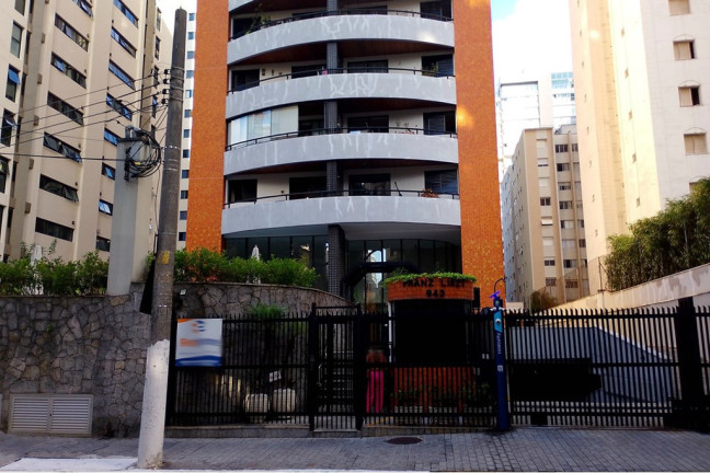 Imagem Apartamento com 2 Quartos à Venda, 72 m² em Moema - São Paulo Imagem Apartamento com 2 Quartos à Venda, 72 m² em Moema - São Paulo