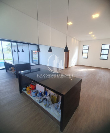 Imagem Casa de Condomínio com 3 Quartos à Venda, 230 m² em Condomínio Saint Charbel - Araçoiaba Da Serra