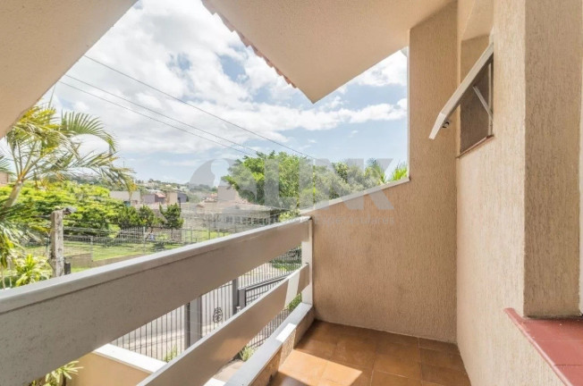 Imagem Casa com 4 Quartos à Venda, 250 m² em Menino Deus - Porto Alegre Imagem Casa com 4 Quartos à Venda, 250 m² em Menino Deus - Porto Alegre