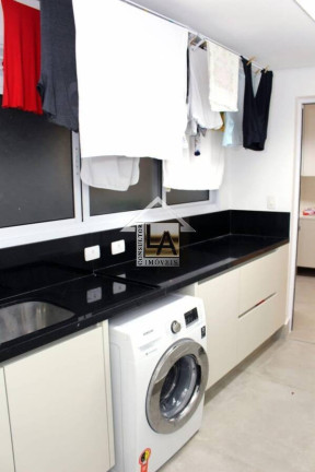 Imagem Apartamento com 3 Quartos à Venda, 240 m² em Brooklin - São Paulo Imagem Apartamento com 3 Quartos à Venda, 240 m² em Brooklin - São Paulo