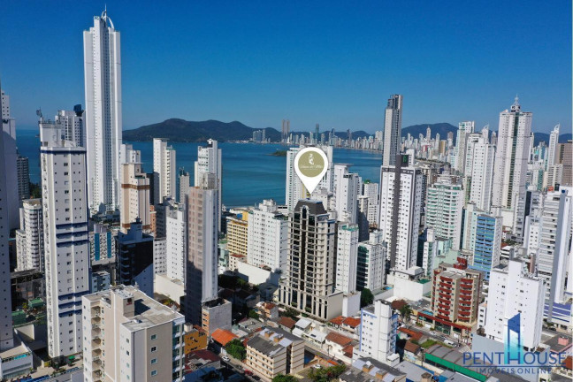 Imagem Apartamento com 3 Quartos à Venda, 110 m² em Pioneiros - Balneário Camboriú Imagem Apartamento com 3 Quartos à Venda, 110 m² em Pioneiros - Balneário Camboriú