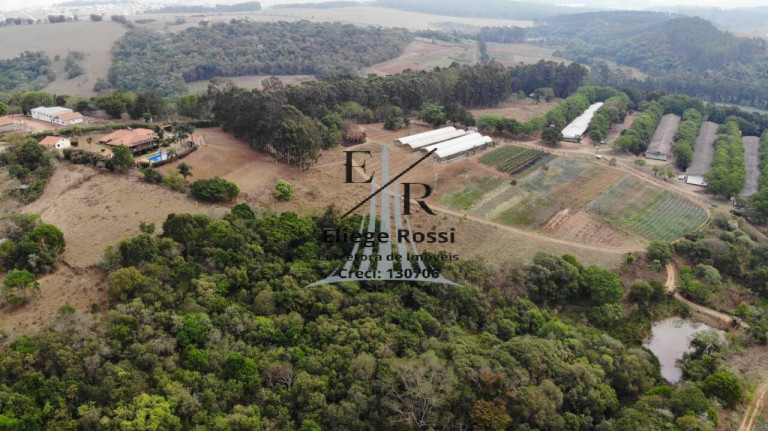 Imagem Chácara à Venda, 240 m² em Itatiba Imagem Chácara à Venda, 240 m² em Itatiba
