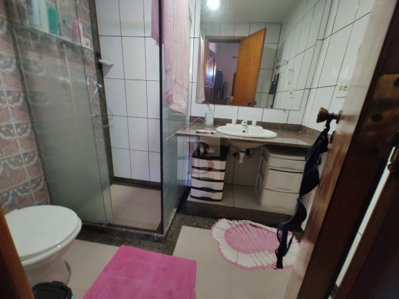 Imagem Casa com 3 Quartos à Venda, 420 m² em Porto Novo - São Gonçalo Imagem Casa com 3 Quartos à Venda, 420 m² em Porto Novo - São Gonçalo
