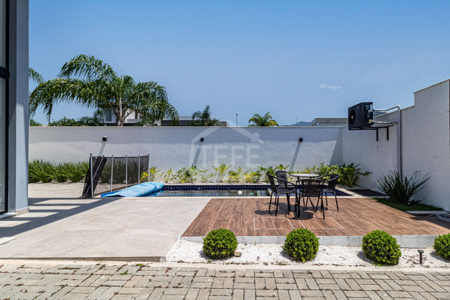 Imagem Casa com 4 Quartos à Venda, 265 m² em Recreio Dos Bandeirantes - Rio De Janeiro Imagem Casa com 4 Quartos à Venda, 265 m² em Recreio Dos Bandeirantes - Rio De Janeiro