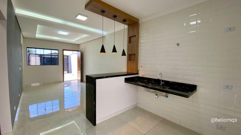 Imagem Casa com 3 Quartos à Venda, 90 m² em Jardim Itatiaia - Campo Grande