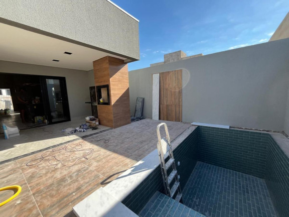 Imagem Casa com 3 Quartos à Venda, 250 m² em Condomínio Primor Das Torres - Cuiabá