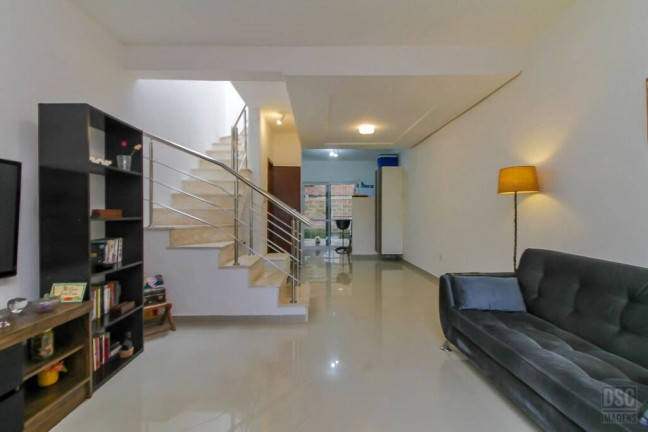 Imagem Casa com 2 Quartos à Venda, 87 m² em Campo Novo - Porto Alegre Imagem Casa com 2 Quartos à Venda, 87 m² em Campo Novo - Porto Alegre