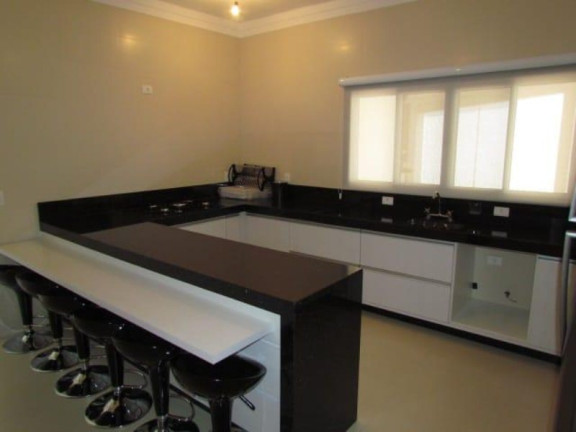 Imagem Casa com 3 Quartos à Venda, 2.400 m² em Centro - Araçoiaba Da Serra Imagem Casa com 3 Quartos à Venda, 2.400 m² em Centro - Araçoiaba Da Serra