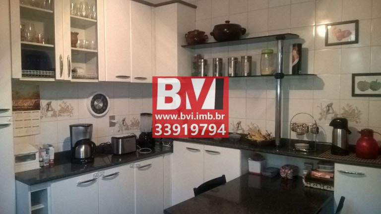 Imagem Casa com 2 Quartos à Venda, 157 m² em Irajá - Rio De Janeiro Imagem Casa com 2 Quartos à Venda, 157 m² em Irajá - Rio De Janeiro