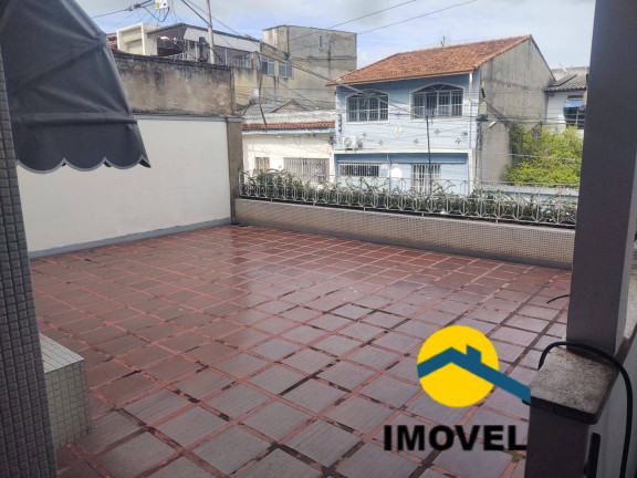 Imagem Casa com 4 Quartos à Venda, 260 m² em Venda Da Cruz - São Gonçalo Imagem Casa com 4 Quartos à Venda, 260 m² em Venda Da Cruz - São Gonçalo