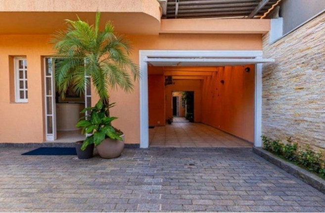 Imagem Casa com 3 Quartos à Venda, 220 m² em Jardim Paulistano - São Paulo