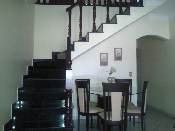 Imagem Casa com 3 Quartos à Venda, 180 m² em Jardim Angela Maria  - Carapicuíba