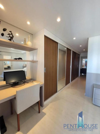 Imagem Apartamento com 3 Quartos à Venda, 252 m² em Centro - Balneário Camboriú
