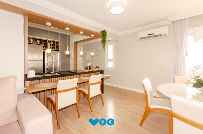 Imagem Imóvel com 3 Quartos à Venda, 127 m² em Petrópolis - Porto Alegre