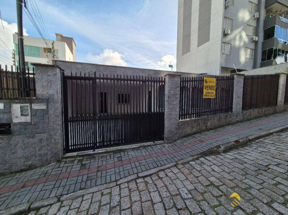 Casa com 3 Quartos à Venda, 220 m² em Garcia - Blumenau