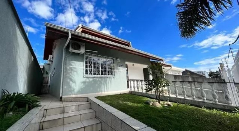 Casa com 4 Quartos à Venda, 300 m² em Jardim Botânico - Curitiba