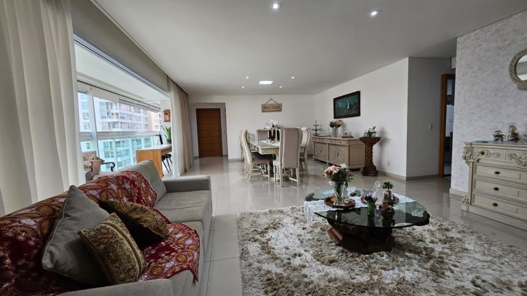 Imagem Apartamento com 4 Quartos à Venda, 200 m² em Gonzaga - Santos