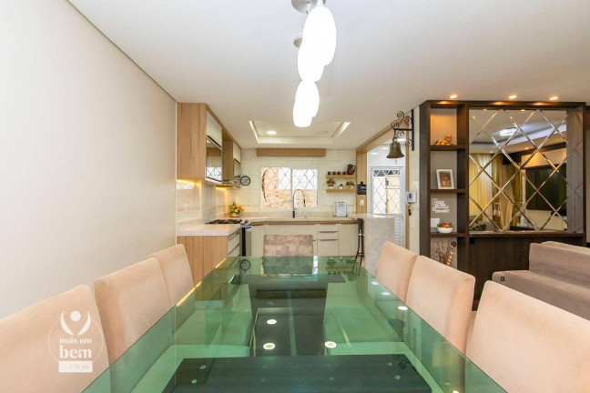 Imagem Sobrado com 3 Quartos à Venda, 160 m² em Xaxim - Curitiba