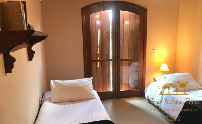Imagem Casa com 4 Quartos à Venda, 1.137 m² em Alto Capivari - Campos Do Jordão