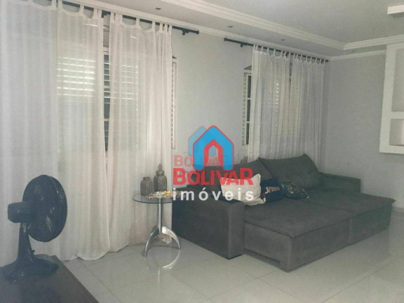 Imagem Casa com 3 Quartos para Alugar, 200 m² em Setor Central - Itumbiara Imagem Casa com 3 Quartos para Alugar, 200 m² em Setor Central - Itumbiara