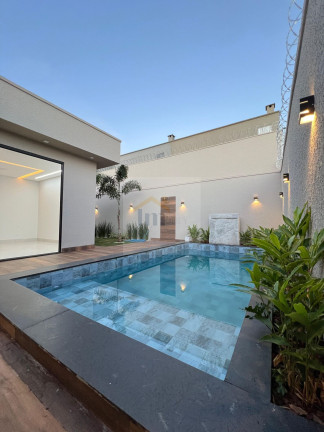 Imagem Casa com 3 Quartos à Venda, 180 m² em Moinho Dos Ventos - Goiânia