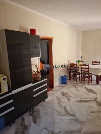 Imagem Casa com 3 Quartos à Venda, 300 m² em Monte Verde Ii - Poços De Caldas