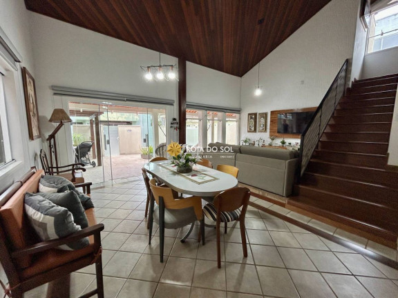 Imagem Casa com 3 Quartos à Venda, 171 m² em Balneário Perequê - Porto Belo