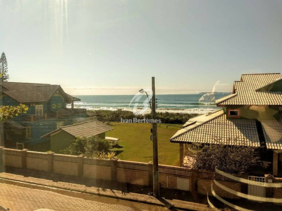 Apartamento com 3 Quartos para Temporada,  em Mariscal - Bombinhas