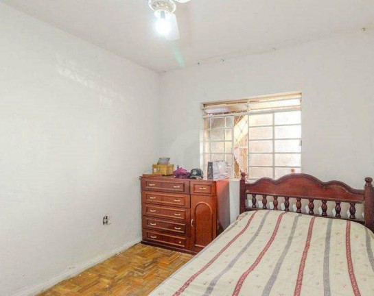 Imagem Casa com 4 Quartos à Venda, 212 m² em Santa Efigênia - Belo Horizonte Imagem Casa com 4 Quartos à Venda, 212 m² em Santa Efigênia - Belo Horizonte