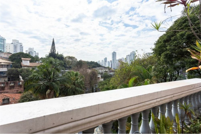 Imagem Casa com 4 Quartos à Venda,  em Pacaembu - São Paulo