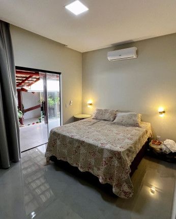Imóvel com 
            	3             Quartos à Venda, 286 m² em 
            	Condominio Aguas Da Serra             - 
            	Hidrolandia            