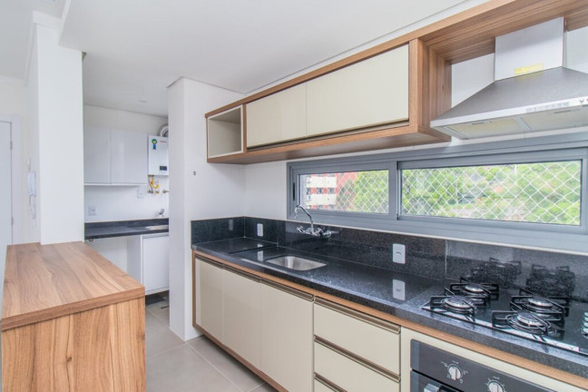 Imagem Imóvel com 2 Quartos à Venda, 77 m² em Menino Deus - Porto Alegre Imagem Imóvel com 2 Quartos à Venda, 77 m² em Menino Deus - Porto Alegre