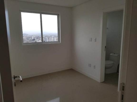 Imagem Imóvel com 2 Quartos à Venda, 72 m² em Centro - Itajaí