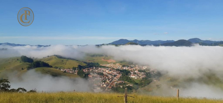 Imagem Chácara com 1 Quarto à Venda, 20.000 m² em São Bento - Sapucaí-mirim Imagem Chácara com 1 Quarto à Venda, 20.000 m² em São Bento - Sapucaí-mirim
