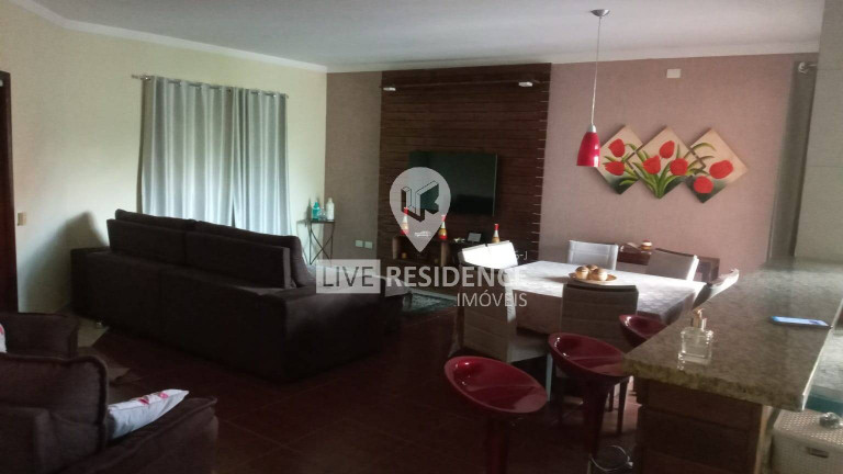 Imagem Chácara com 3 Quartos à Venda, 250 m² em Monterrey - Louveira