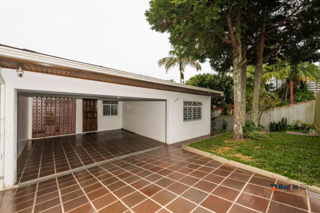 Casa com 4 Quartos à Venda, 240 m² em Mossunguê - Curitiba