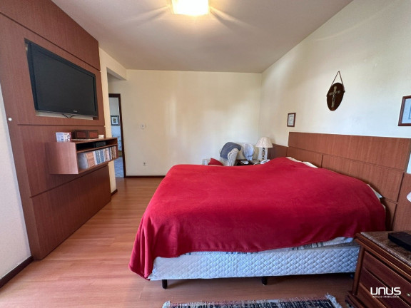 Imagem Casa com 3 Quartos à Venda, 390 m² em Bom Abrigo - Florianópolis Imagem Casa com 3 Quartos à Venda, 390 m² em Bom Abrigo - Florianópolis
