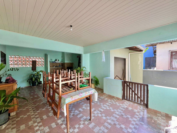 Imagem Casa com 4 Quartos à Venda, 172 m² em Centro - Balneário Barra Do Sul Imagem Casa com 4 Quartos à Venda, 172 m² em Centro - Balneário Barra Do Sul