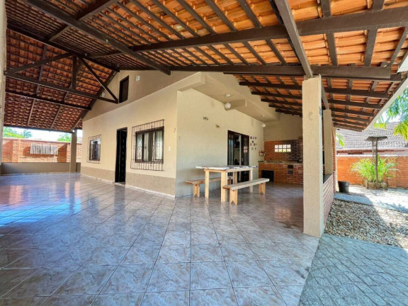 Imagem Casa com 2 Quartos à Venda, 153 m² em Pinheiros - Balneário Barra Do Sul