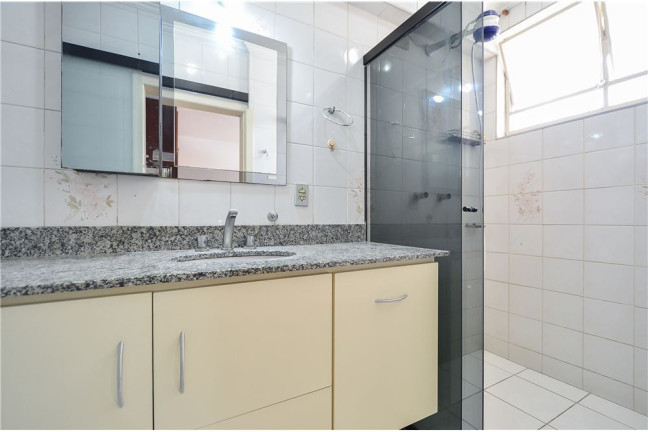 Imagem Casa com 5 Quartos à Venda, 273 m² em Jardim Aeroporto - São Paulo Imagem Casa com 5 Quartos à Venda, 273 m² em Jardim Aeroporto - São Paulo