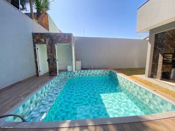 Imagem Casa com 3 Quartos à Venda, 420 m² em Setor Garavelo - Aparecida De Goiânia